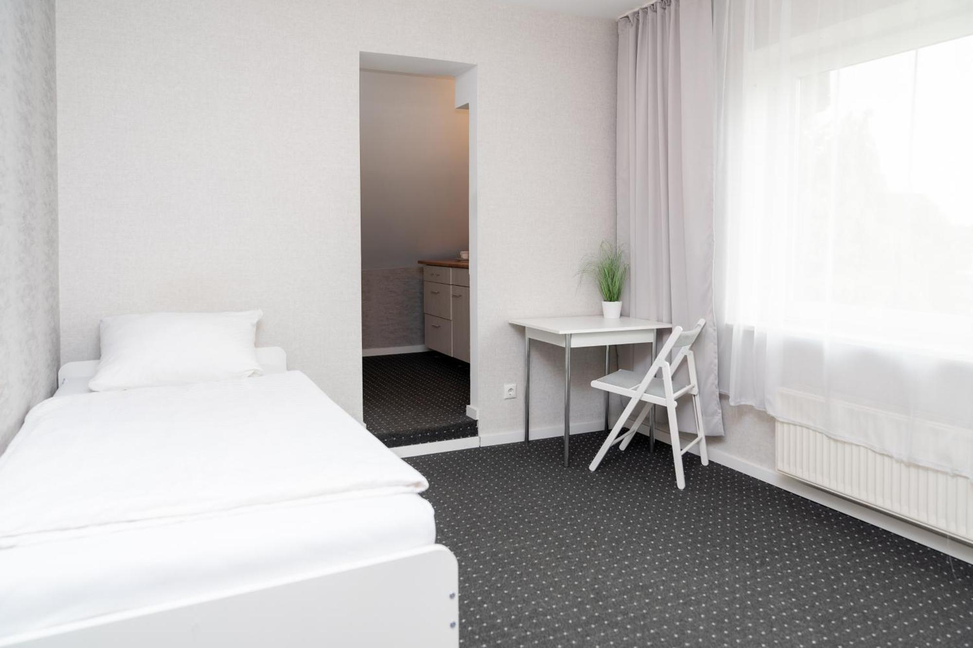 Single Room,1550540032:JPEG